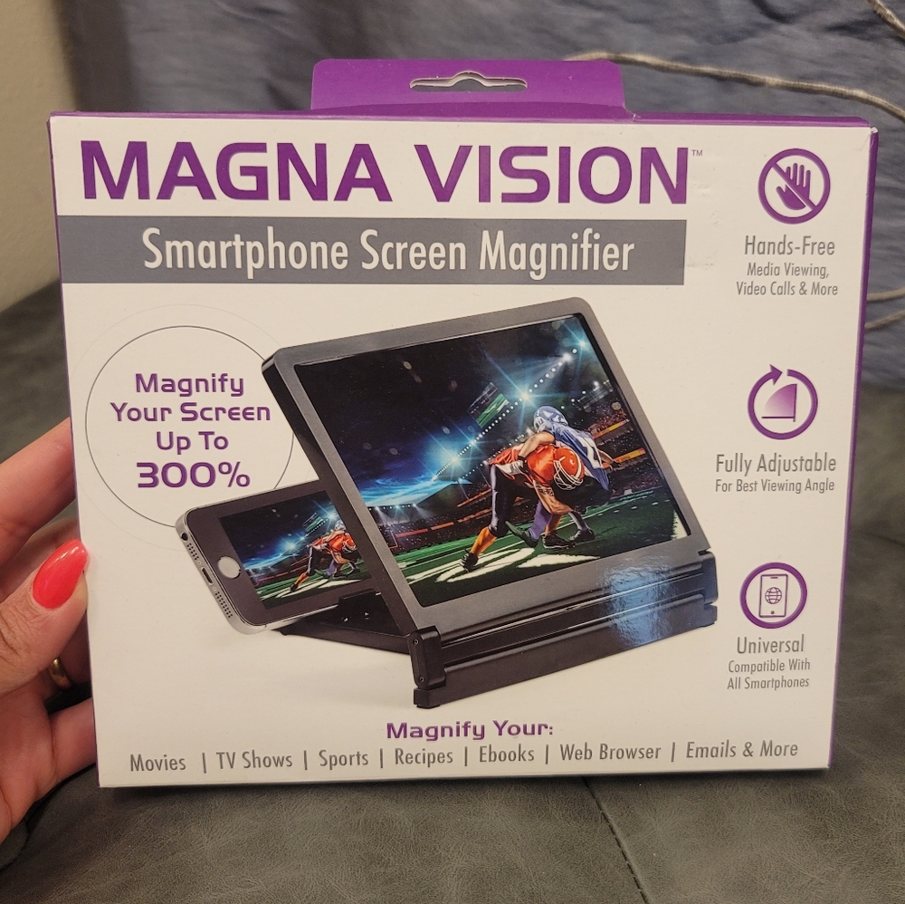 Smartphone screen magnifier